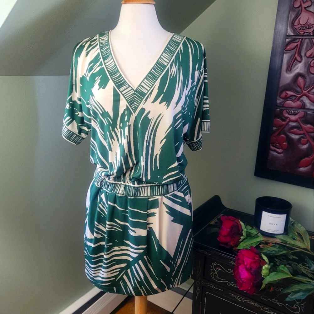 BCBGMaxAzria Tropical Vacation Party mini dress Size XS